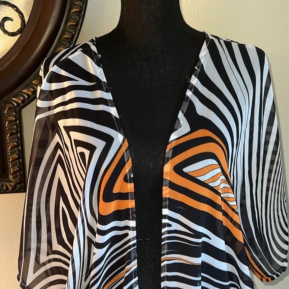 Women’s Animal Print Sheer Lightweight 3/4 Sleeve Full Length Maxi Kimono OS - Picture 3 of 16